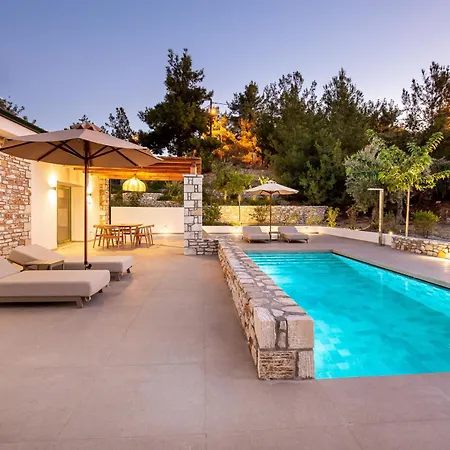 Villa Nomas With Private Pool