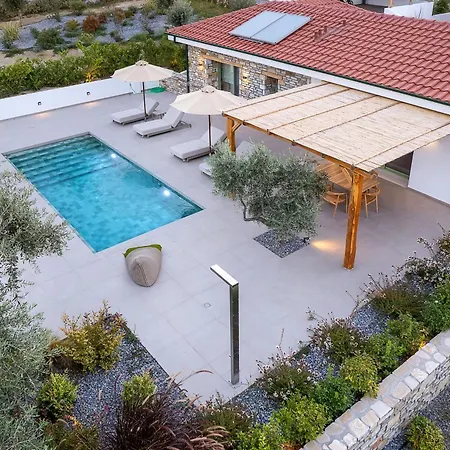 Nomas With Private Pool *