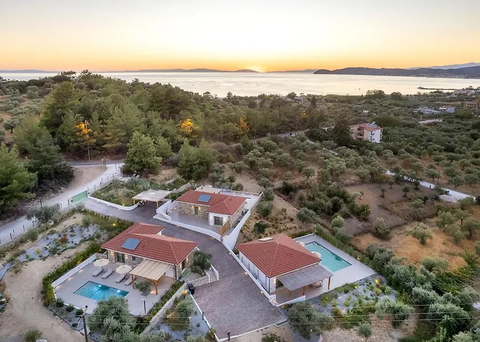 Nomas With Private Pool Villa Potos